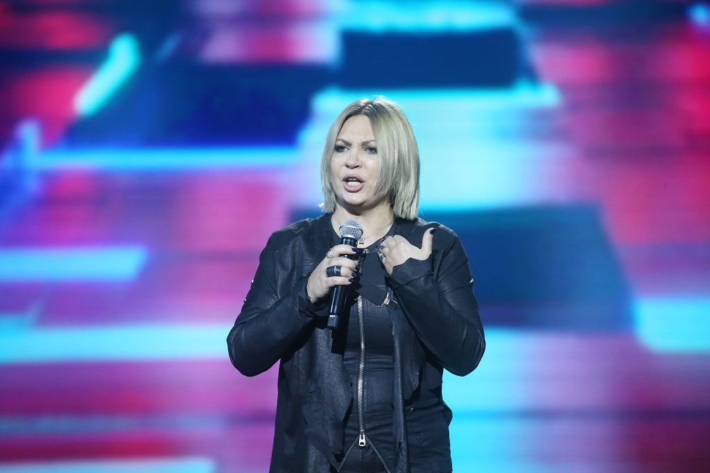 Ая из «Города 312» появилась на сцене в инвалидном кресле впервые после инсульта