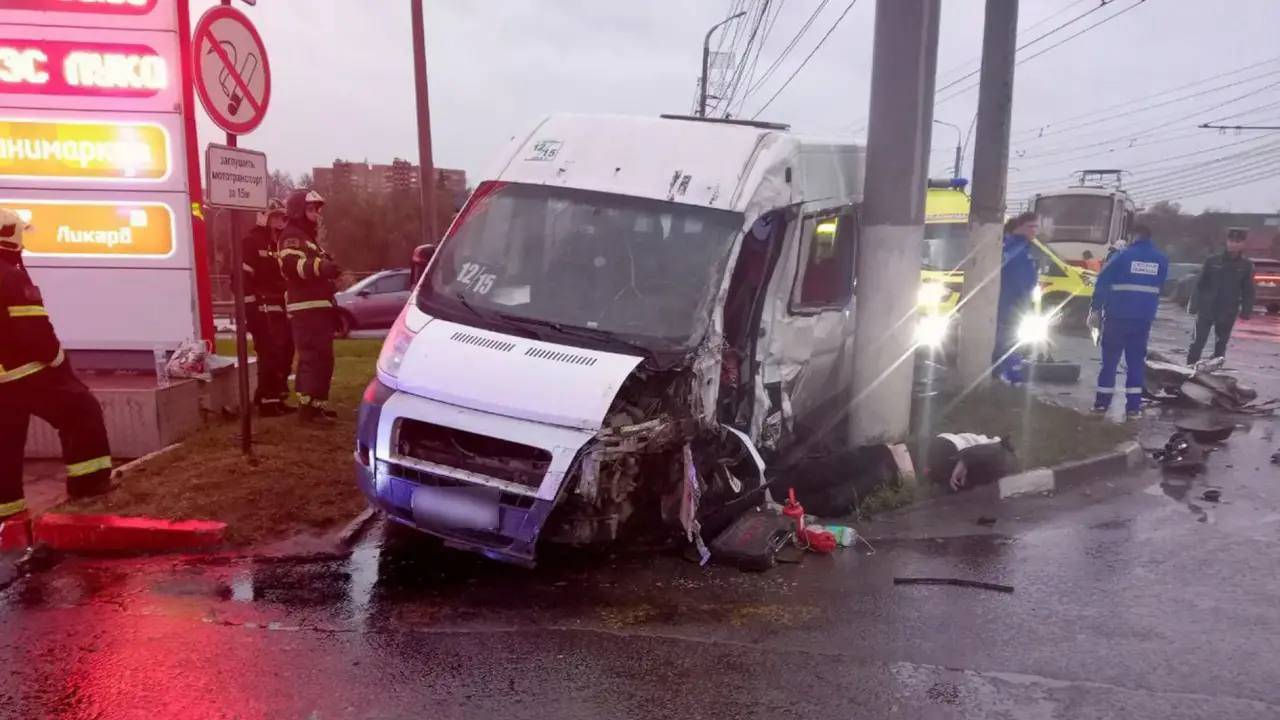Число пострадавших в страшном ДТП с трамваем и маршрутками в Туле достигло 25