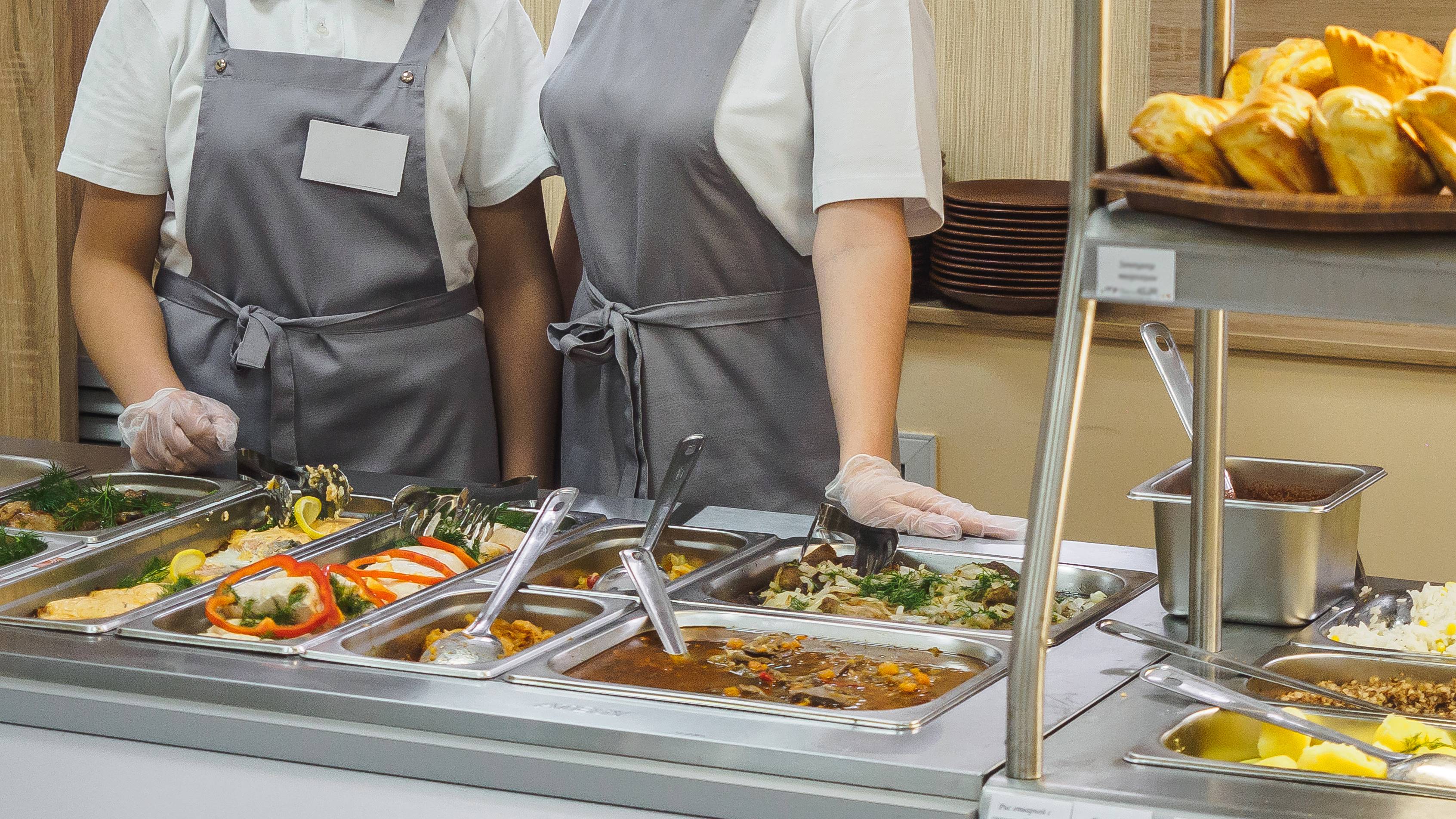 Вспышка кишечной инфекции отправила 7 учеников в больницу и закрыла гимназию в Ульяновске