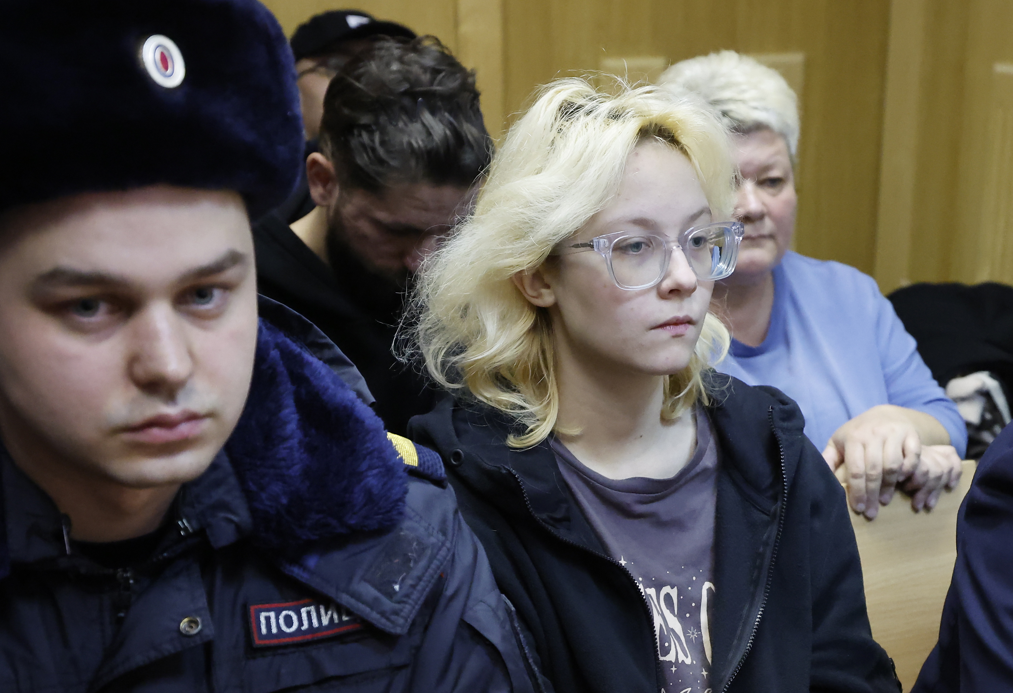 Диана Логинова и Александр Орлов вновь оказались в полиции Петербурга