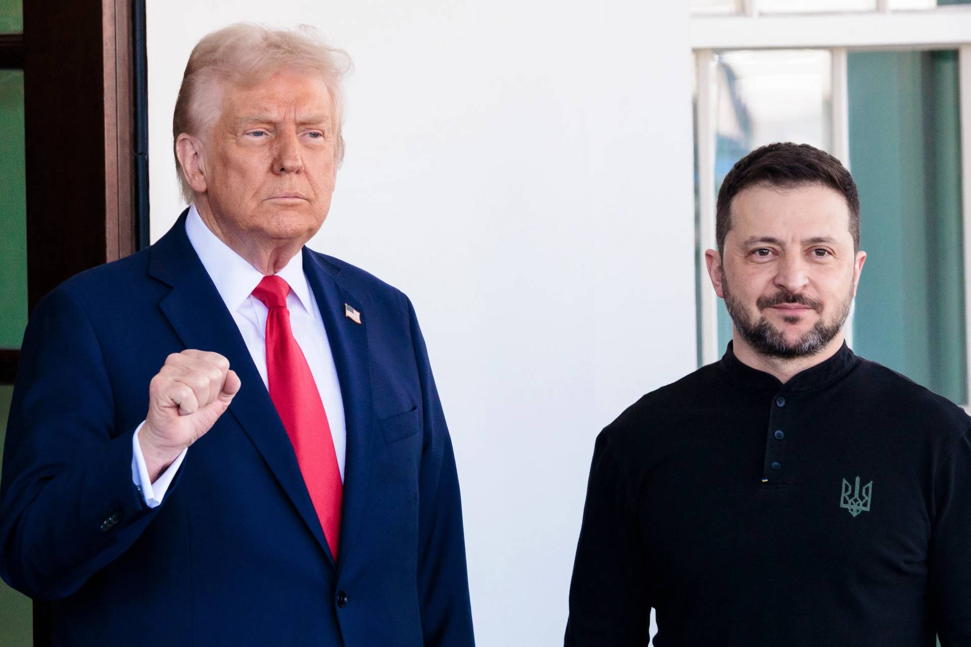 Политолог объяснил, как Трамп вынуждает Зеленского пойти на переговоры с Россией