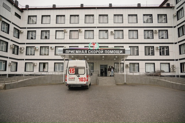 84 человека обратились за помощью после обрушения на похоронах в Чечне