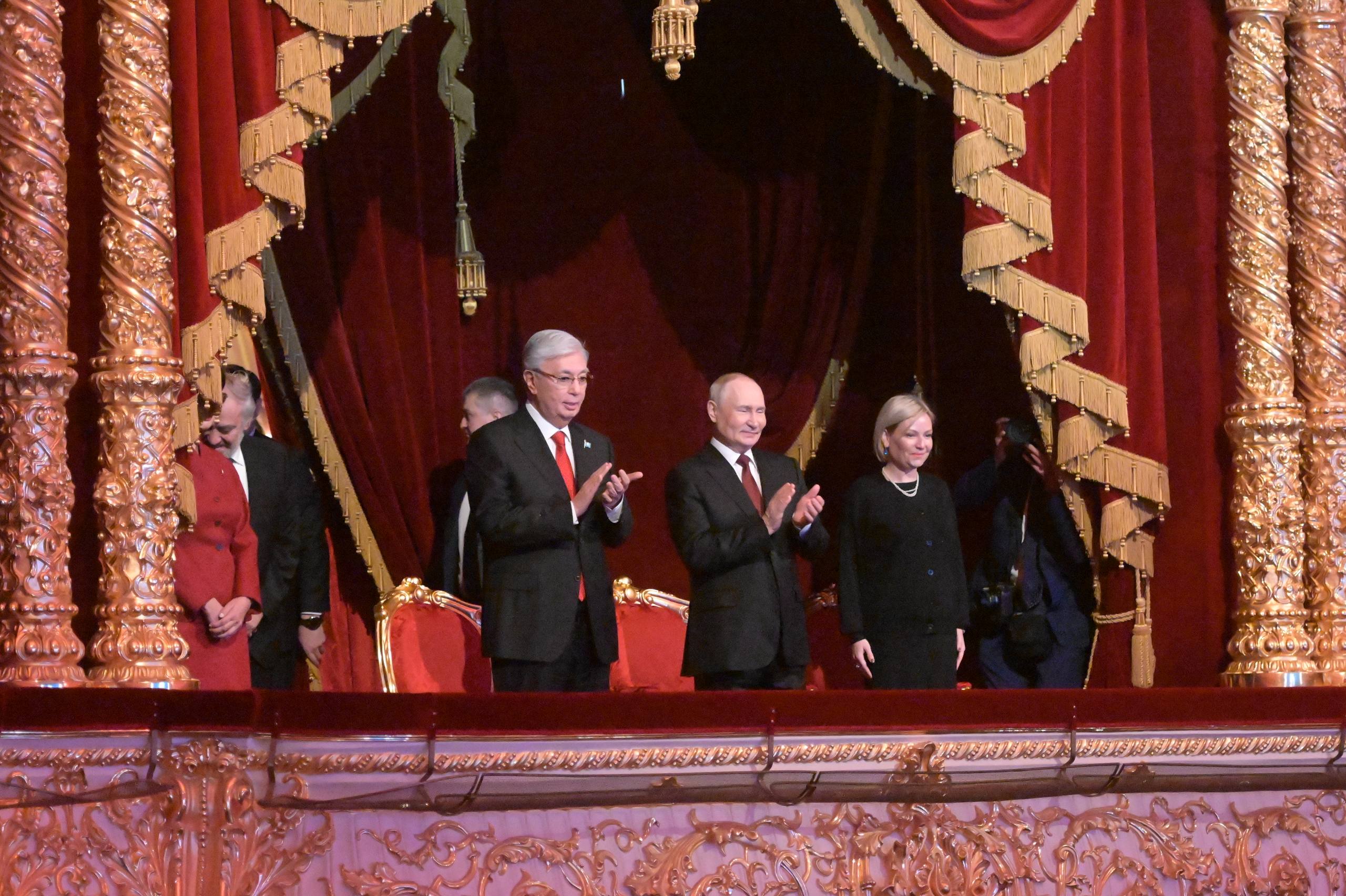 Путин и Токаев прибыли в Большой театр и разместились в Царской ложе