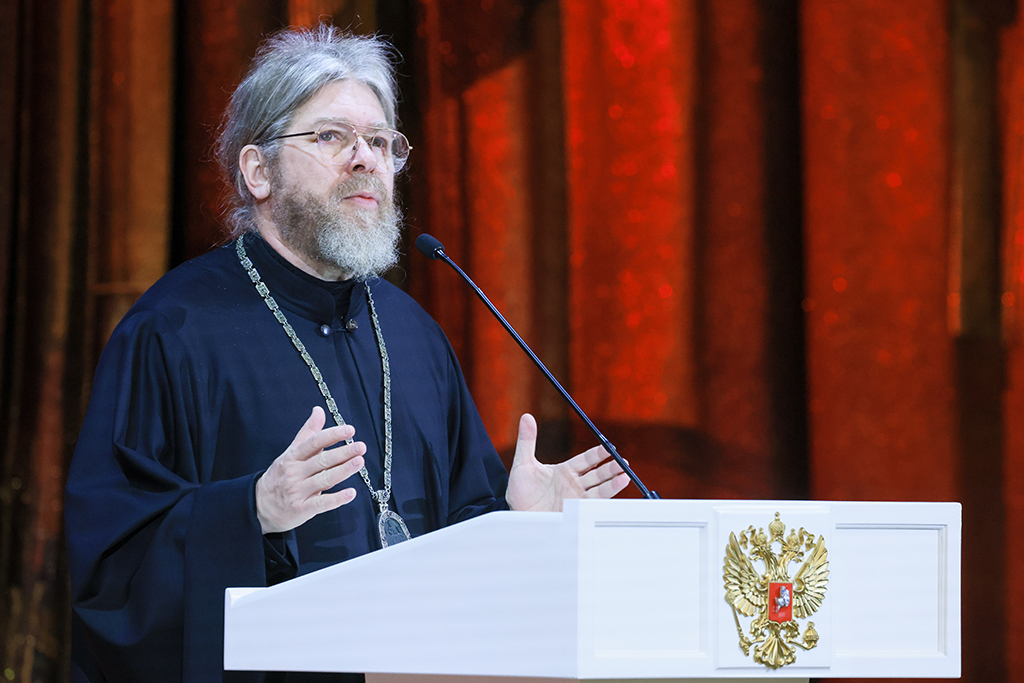 Песков: РФ не говорила с США о попытке Киева сорвать диалог покушением на митрополита Тихона