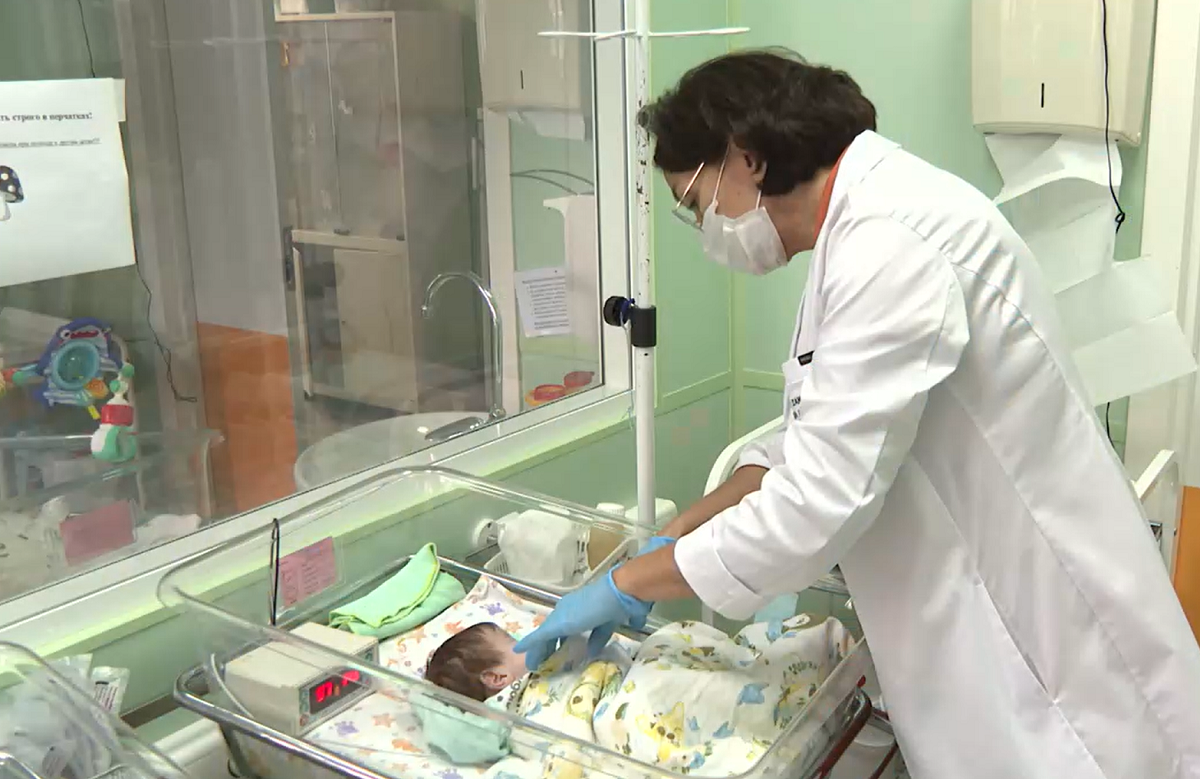 В Петербурги врачи спасли новорождённую девочку с редкой патологией