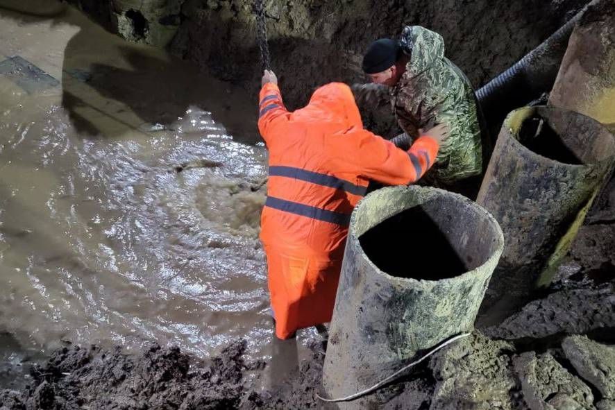 Город в Ленобласти остался без холодной воды из-за масштабной аварии