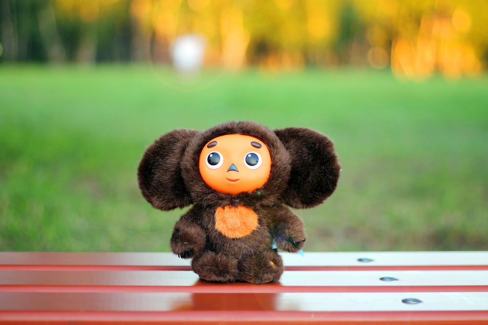 Генконсул Израиля предложил проверить Чебурашку на обрезание