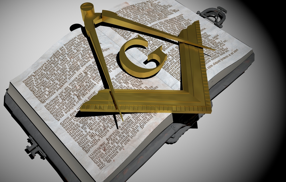 Петербуржец пожертвовал деньгами и Харлеем ради «выкупа души» в масонском ордене