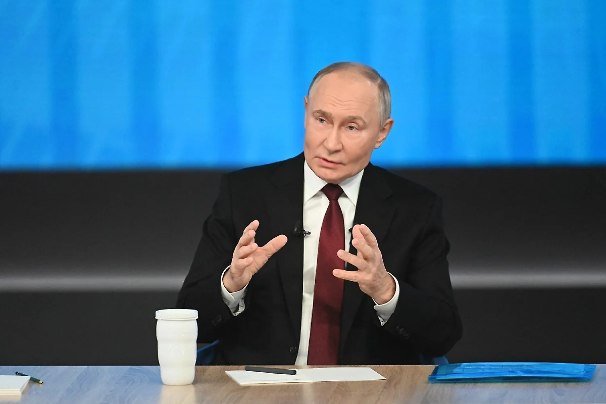 Putinova letna tiskovna konferenca in neposredna linija bosta potekali sočasno