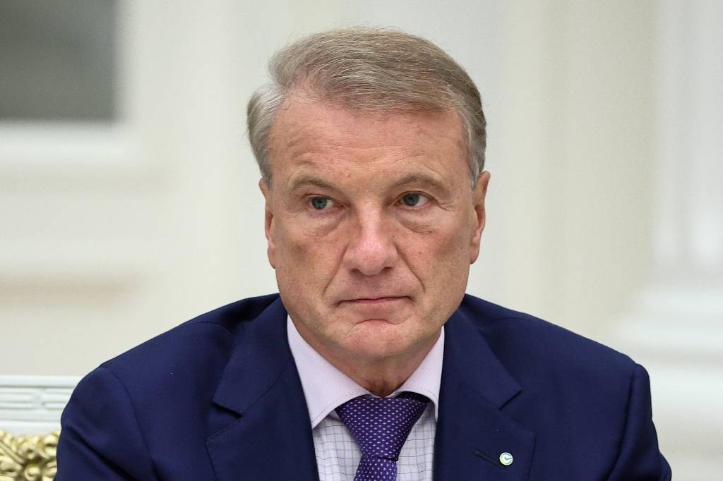 Греф пристыдил маркетплейсы за неуплату ₽1,5 трлн налогов за счёт своих скидок