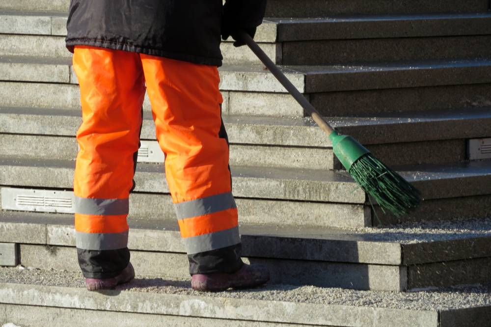 Rusija zaostruje pravila za pridobitev zdravstvenega zavarovanja za delovne migrante