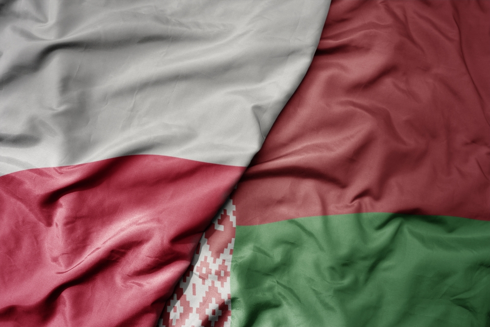 Польша потребовала от Минска выдачи украинцев, подозреваемых в теракте на ж/д