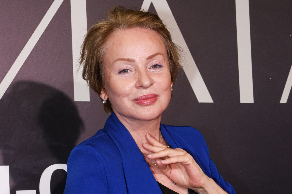 Жанну Эппле могут лишить звания заслуженной артистки из-за долга в 10 млн рублей