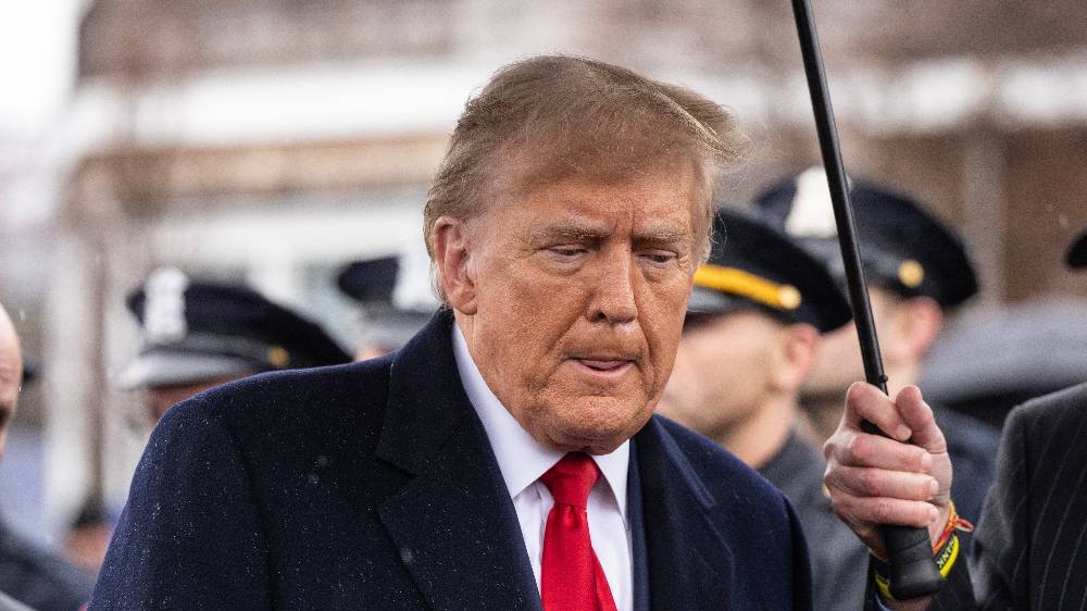 Трамп подписал законопроект о публикации материалов по делу Эпштейна