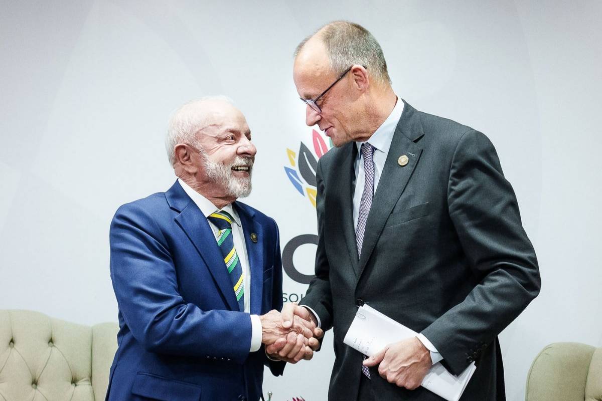 Мерц примирился с Лулой да Силвой после скандальных слов и предложил потанцевать