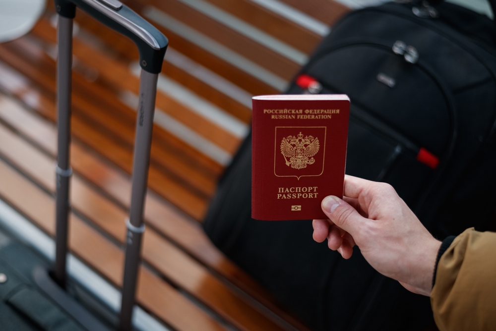 Застрявшие в ОАЭ россияне вылетят в Москву в ночь на субботу