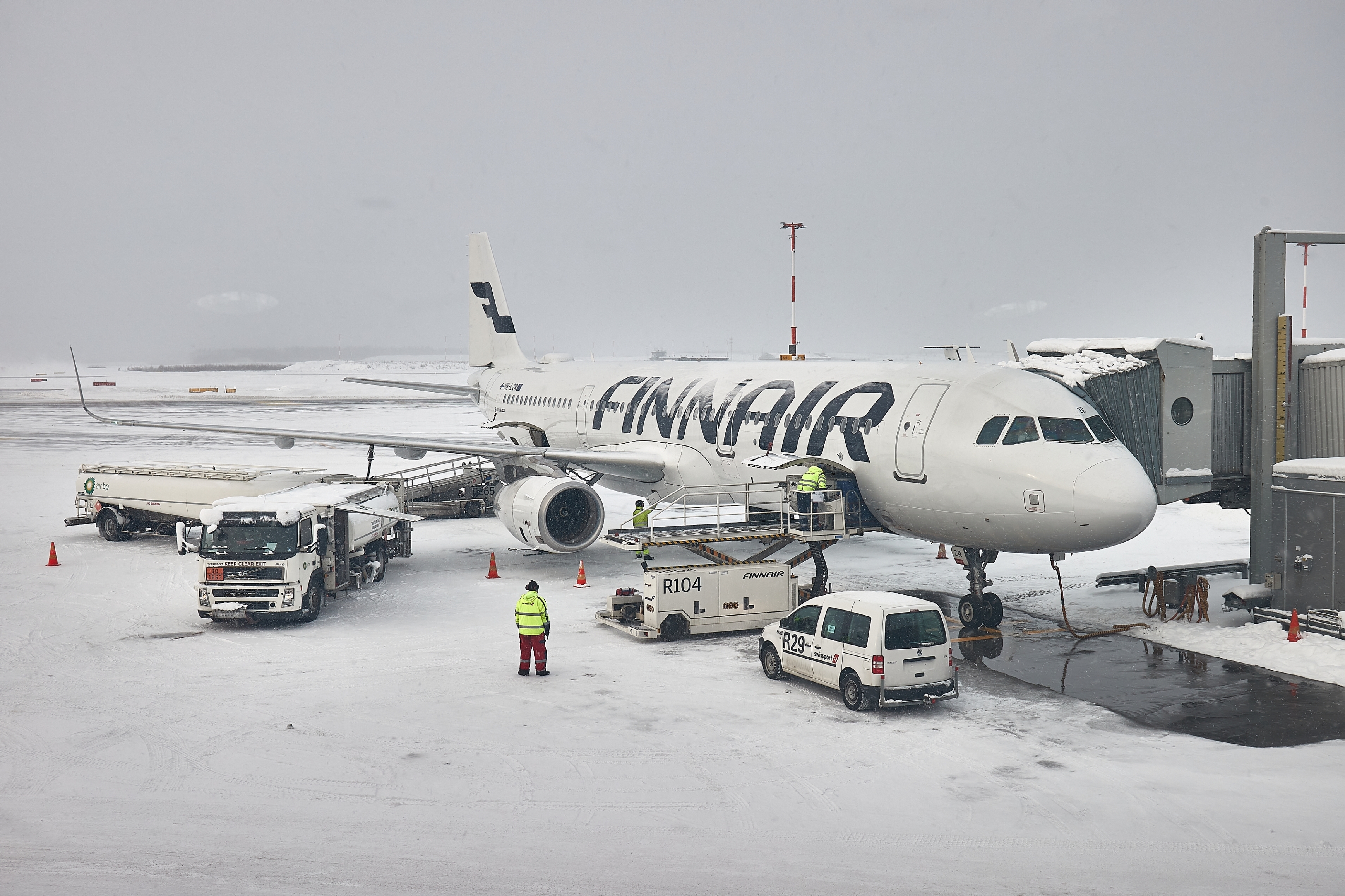Аэропорт Финляндии отказался от уборки снега на ВПП из-за отсутствия туристов