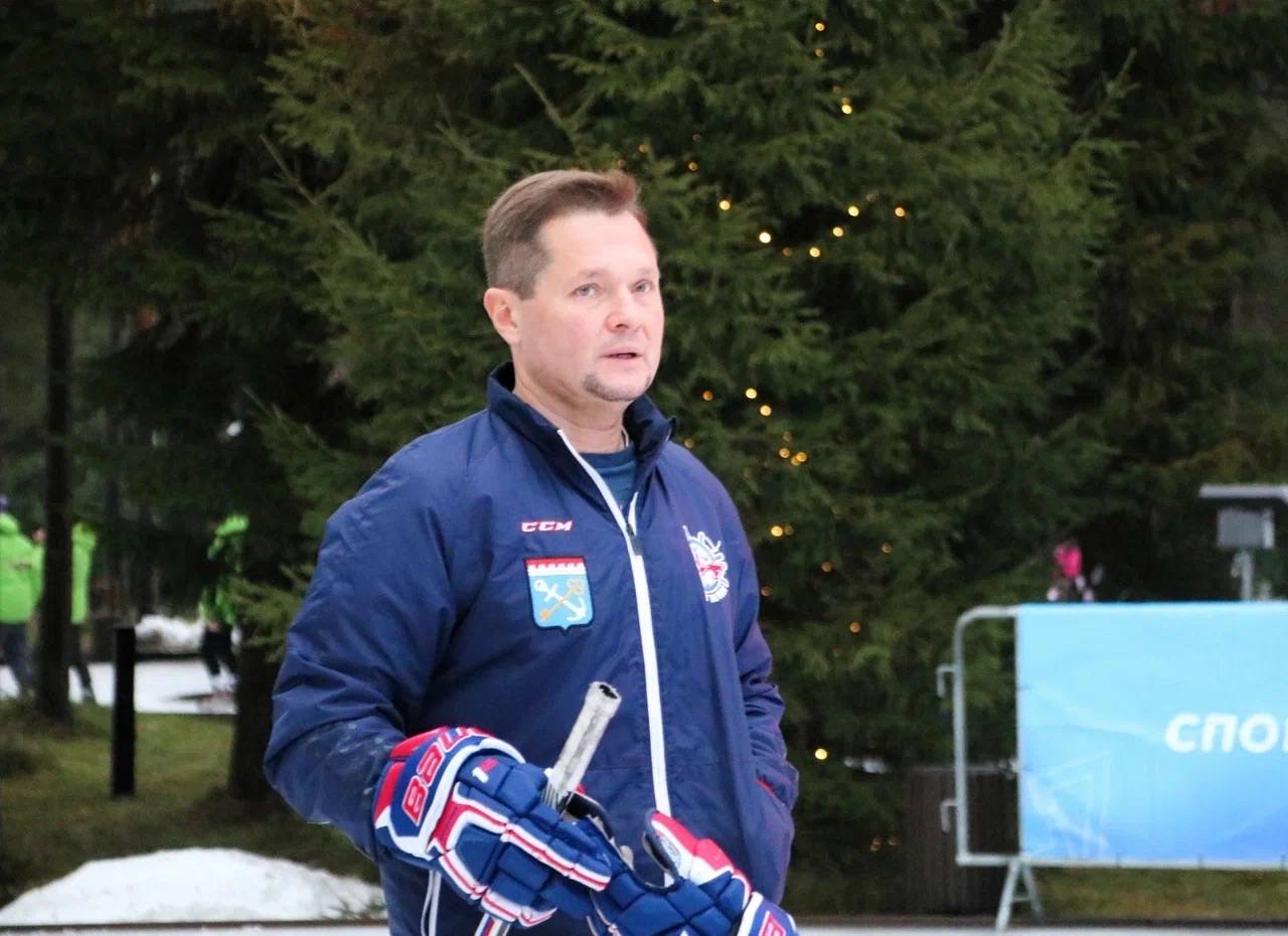 Главу Федерации хоккея Ленобласти проверяют на мошенничество после обвинений дочери