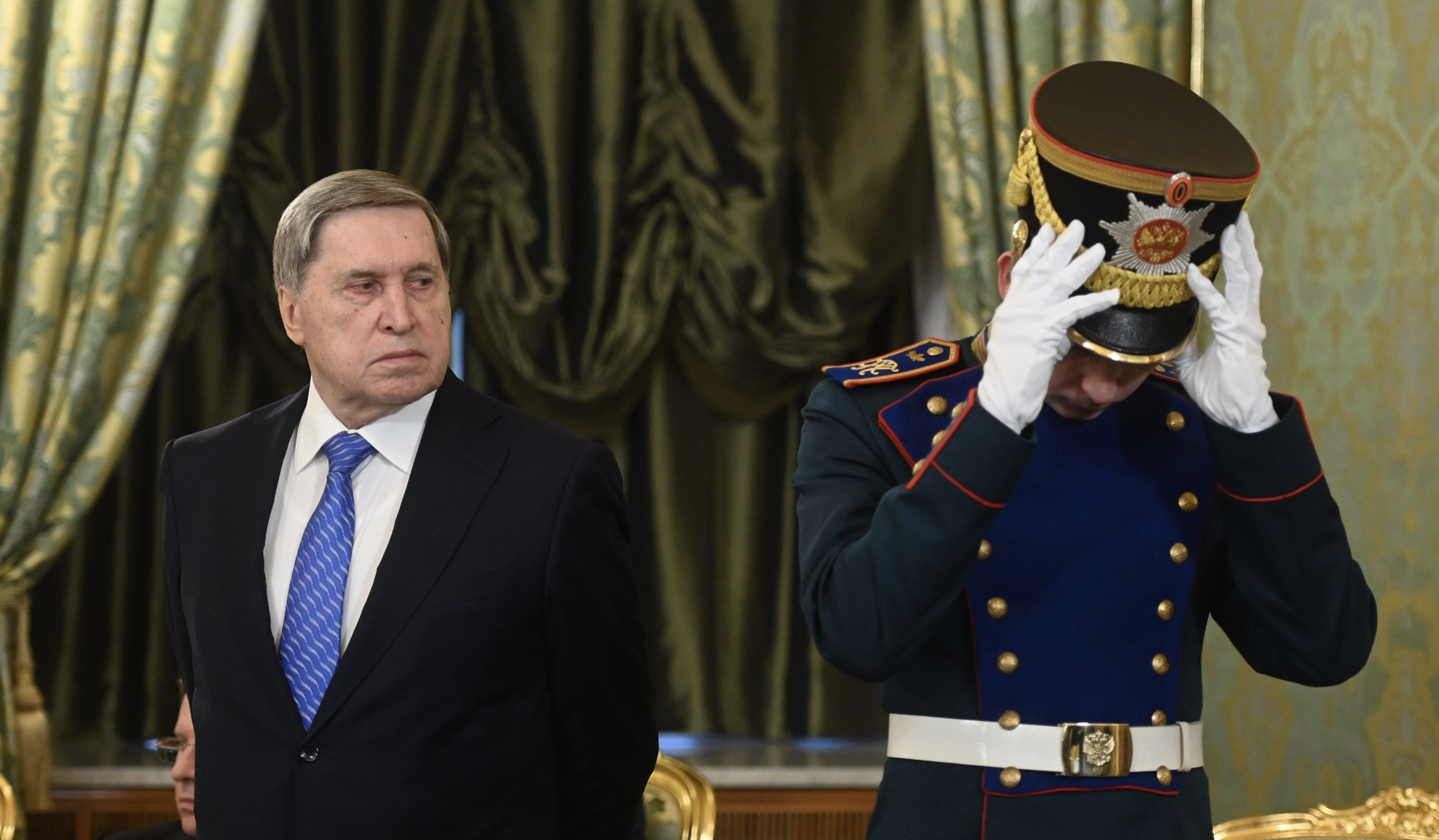 Ушаков отверг причастность Москвы в «аудио-диверсии» Bloomberg