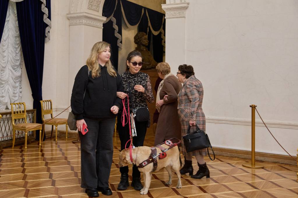 В театре Пушкина открылся сезон тифлокомментирования спектаклей