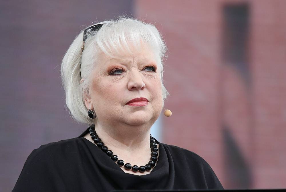 Светлана Крючкова поделилась болью разлуки со внучкой, живущей за границей