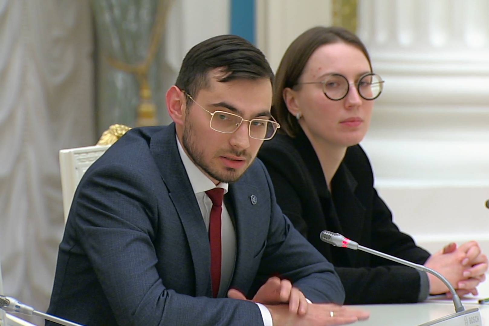 «А детки есть у вас?» Путин поставил задачу молодому учёному заняться семейным вопросом 