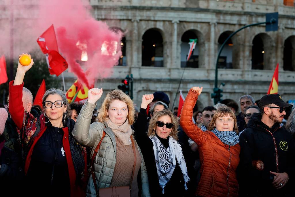В Риме прошло шествие в поддержку Палестины с участием Греты Тунберг