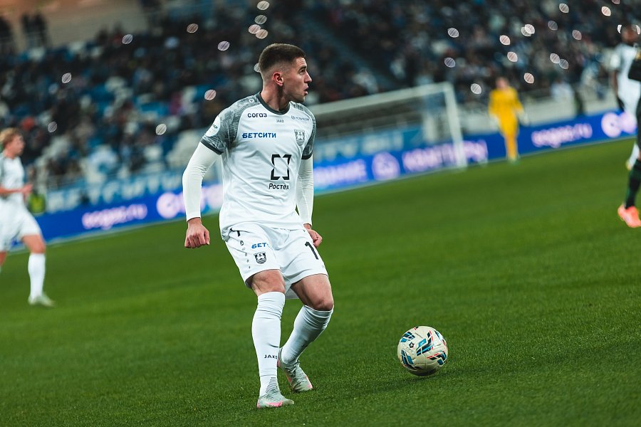 «Балтика» победила «Спартак» в матче РПЛ, играя в меньшинстве с 30-й минуты