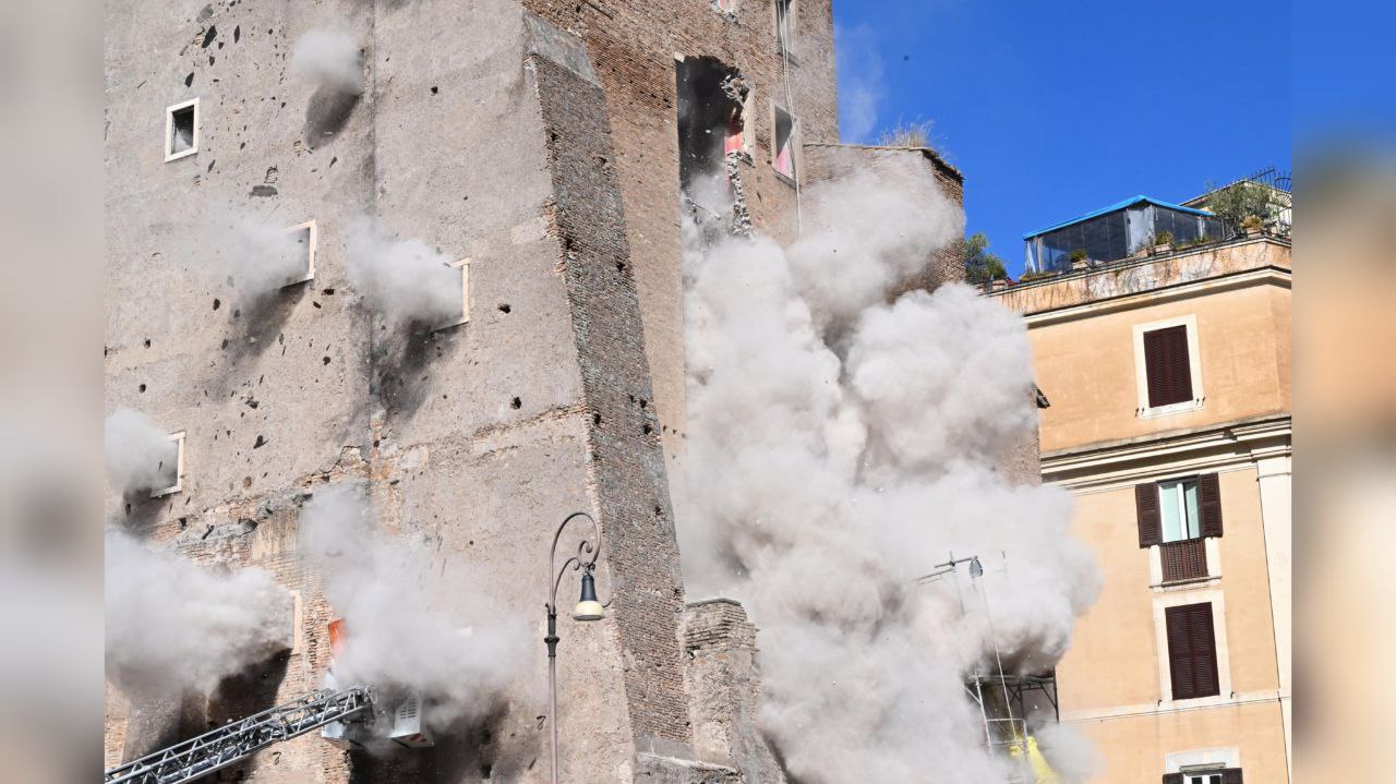 Повторное обрушение средневековой башни Конти произошло в центре Рима