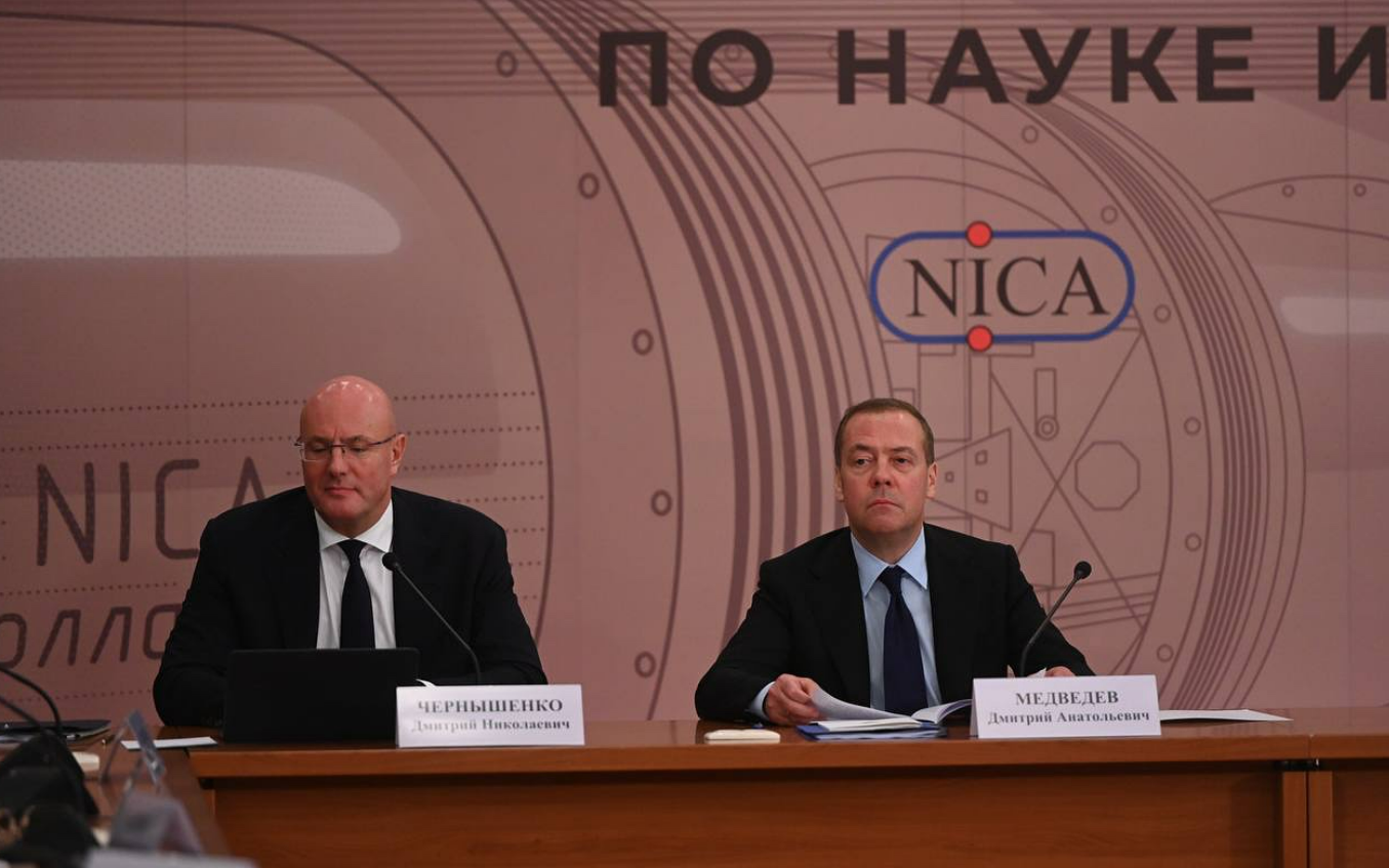 Медведев предрёк возврат «исконно российских земель» в состав России