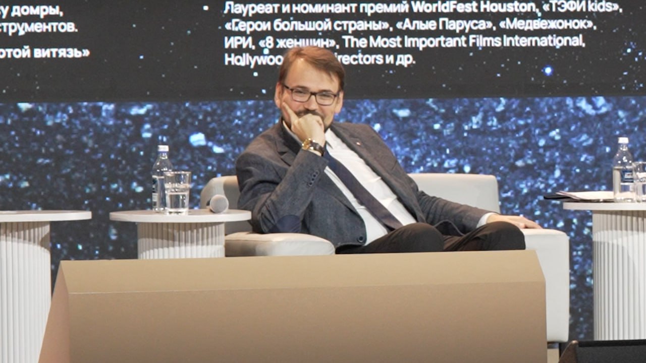 Актёр Дмитриенко на фестивале «Народы России и СНГ» назвал символ русской культуры