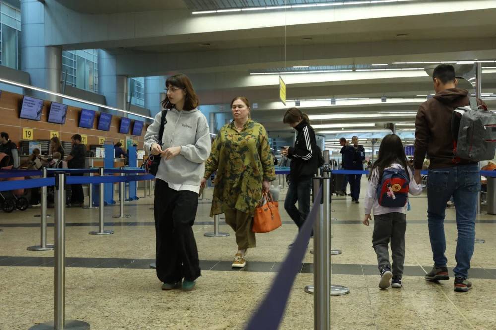 Аэропорты Нижнего Новгорода и Самары закрыли на приём и выпуск самолётов