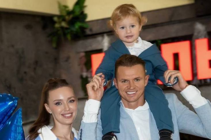 «Папе и маме надо руки оторвать»: Хейтеры накинулись на Анастасию Костенко из-за болезни младшего сына