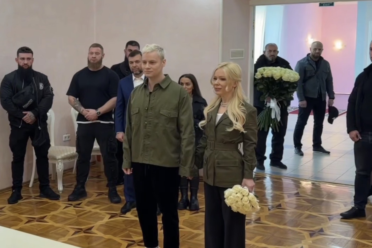 Первый продюсер Shaman раскрыл, почему свадьба певца с Мизулиной прошла в Донецке