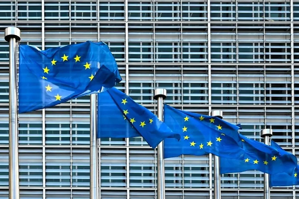 В Еврокомиссии рассказали, есть ли у россиян шанс на получение многократной визы