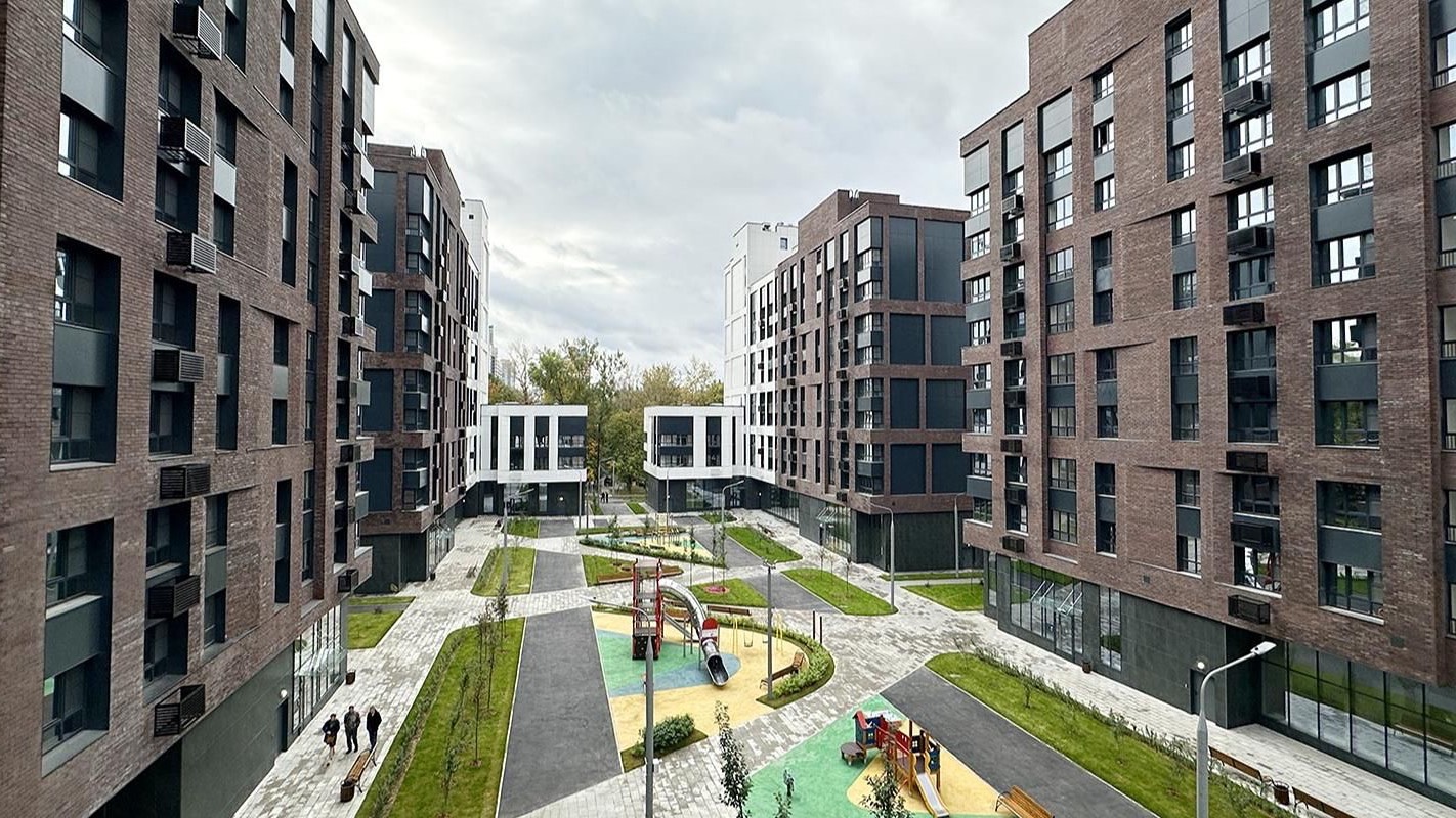 Впервые лидером по вводу жилья в России стал Московский фонд реновации