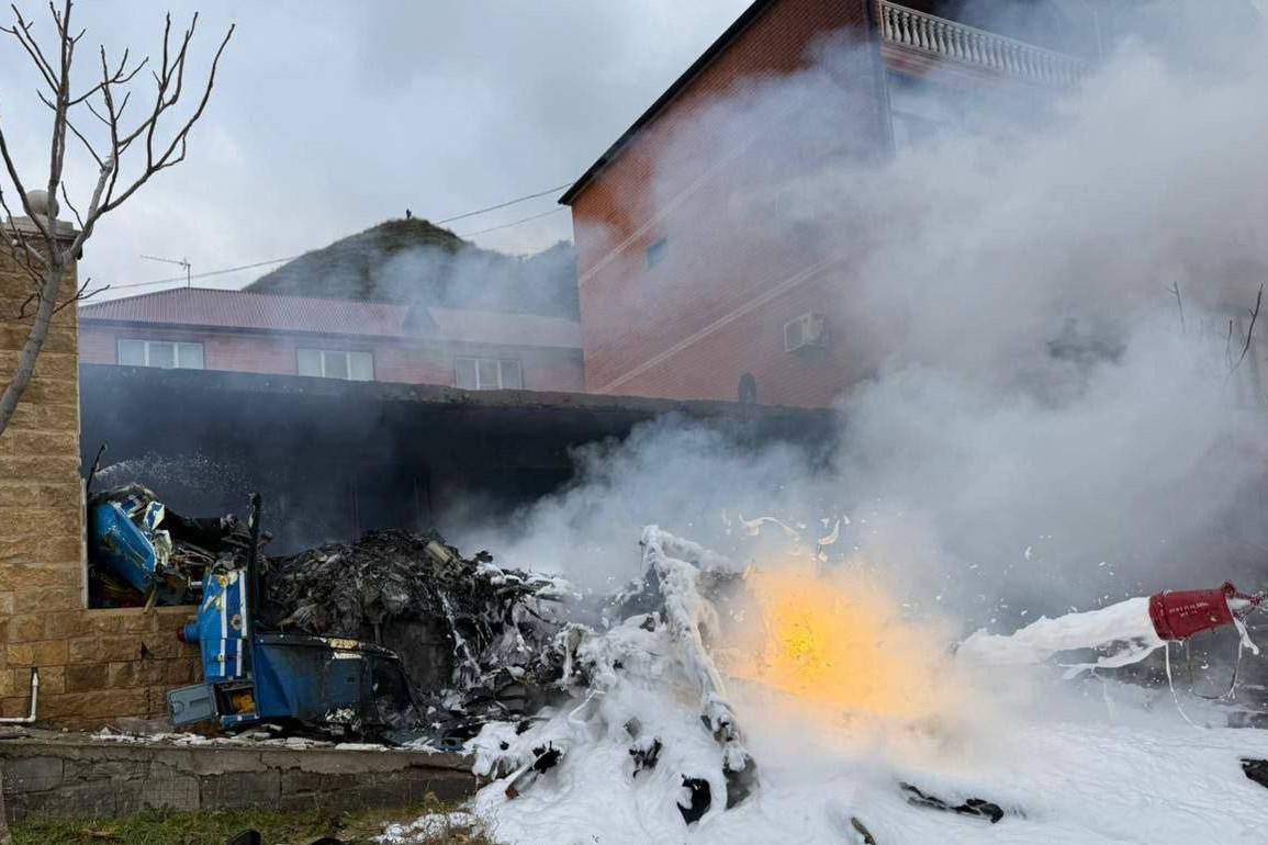 По факту гибели людей при крушении вертолёта в Дагестане завели уголовное дело