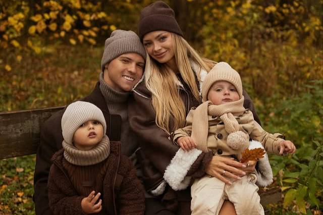 Трёхлетний сын блогеров Ани Ищук и Димаса порвал сухожилие няне