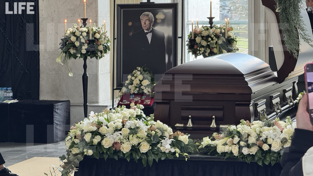 Маршал, Буйнов и Фетисов рассказали, каким в их памяти останется Юрий Николаев