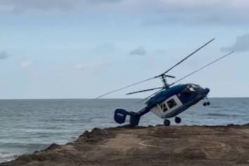 Развалился на куски: Момент крушения частного вертолёта в Дагестане попал на видео