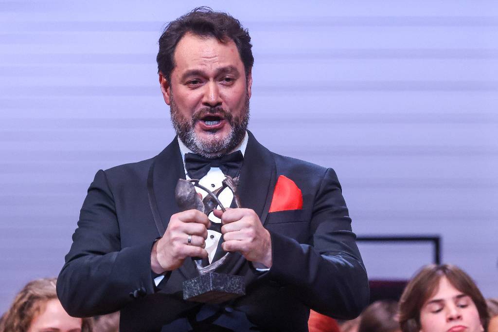 Посольство в Италии поддержало Абдразакова после «отмены» и напомнило о фуроре в «Ла Скала»