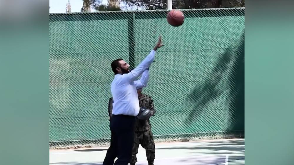 Президент Сирии прибыл в США и сыграл в баскетбол с главой CENTCOM