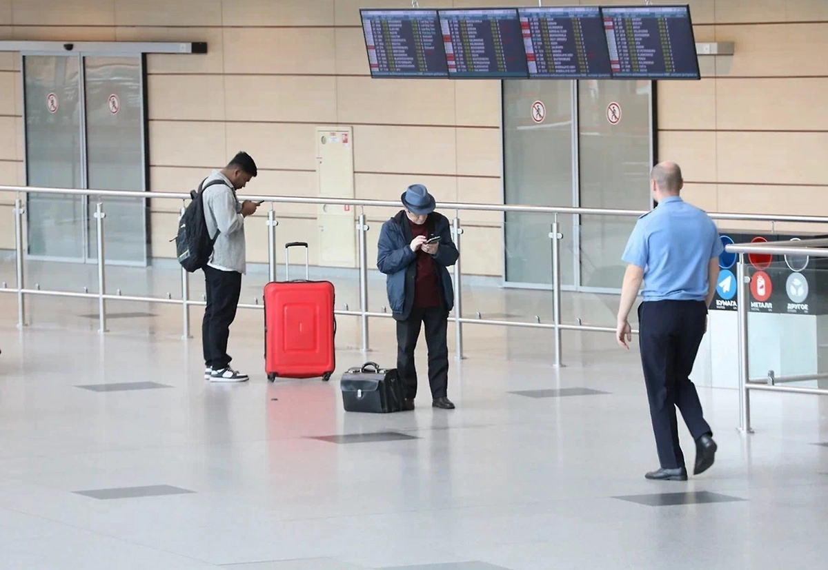 Ещё два аэропорта России закрыли для полётов