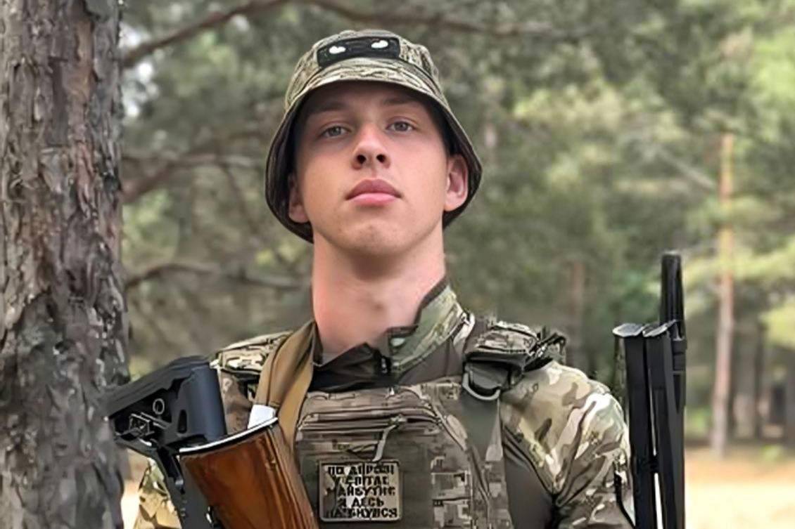 Подписавший контракт с ВСУ снайпер Колесник погиб в первом же штурме