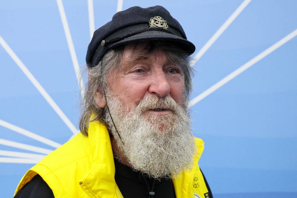 Федор Конюхов встретил 74 года на одиночной станции в Антарктиде во время циклона