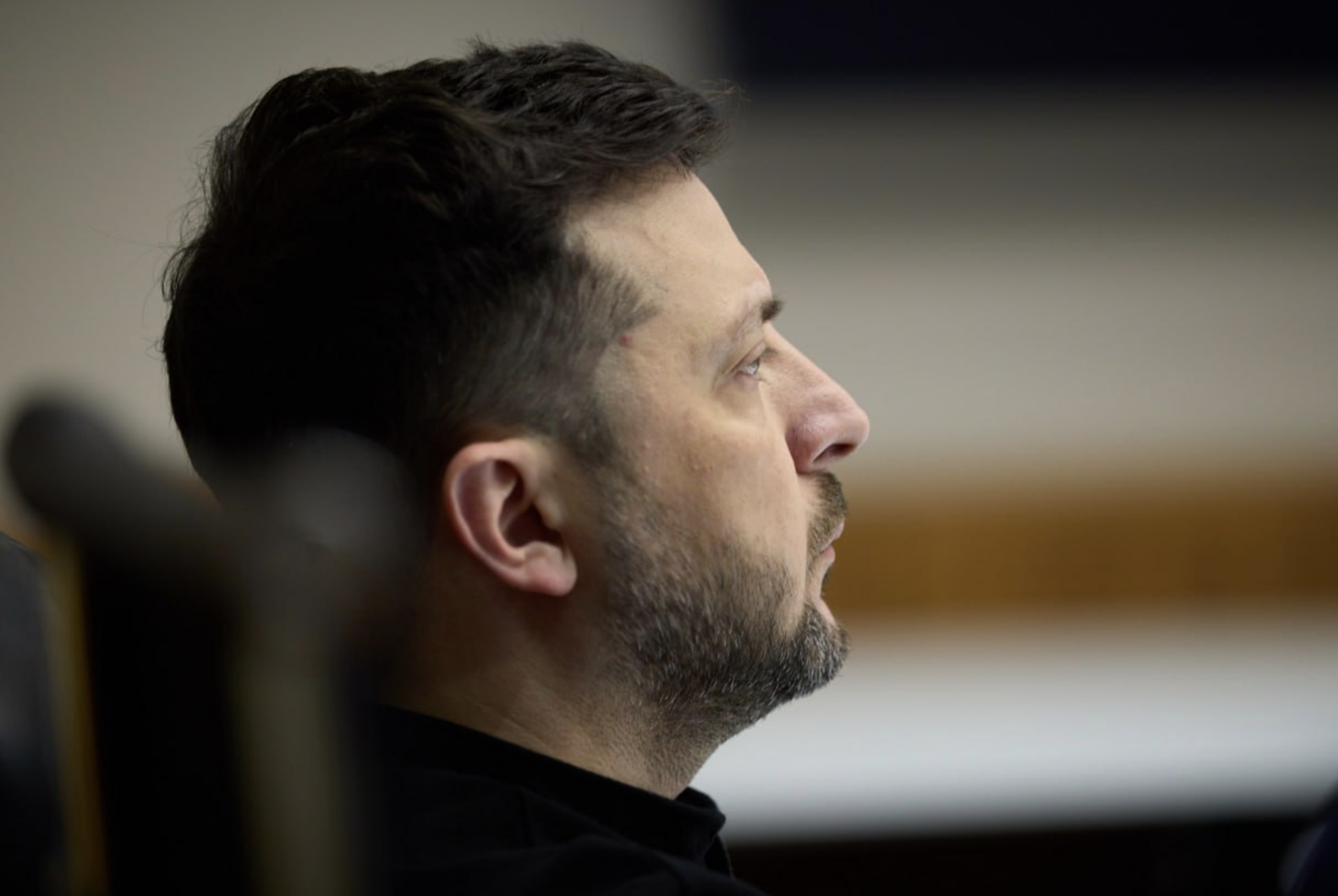 Положение Зеленского сочли шатким из-за грызни США и ЕС по «мирному плану»