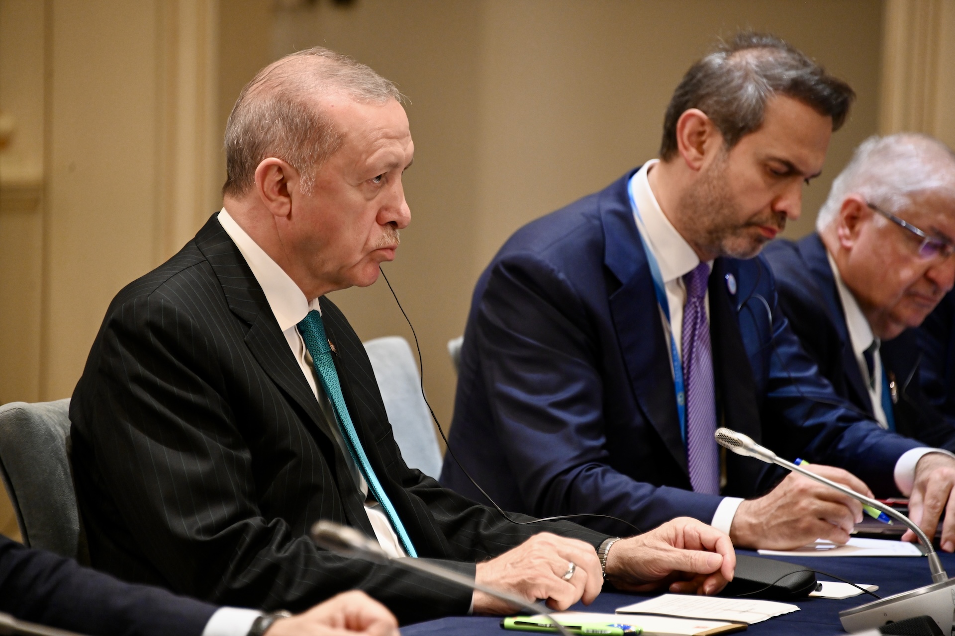 Эрдоган призвал Москву и Киев ввести мораторий на удары по портам и энергетике