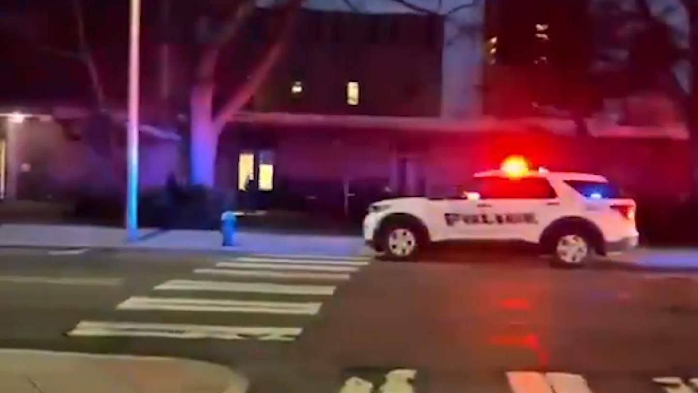 Минимум 2 человека погибли во время стрельбы в Брауновском университете