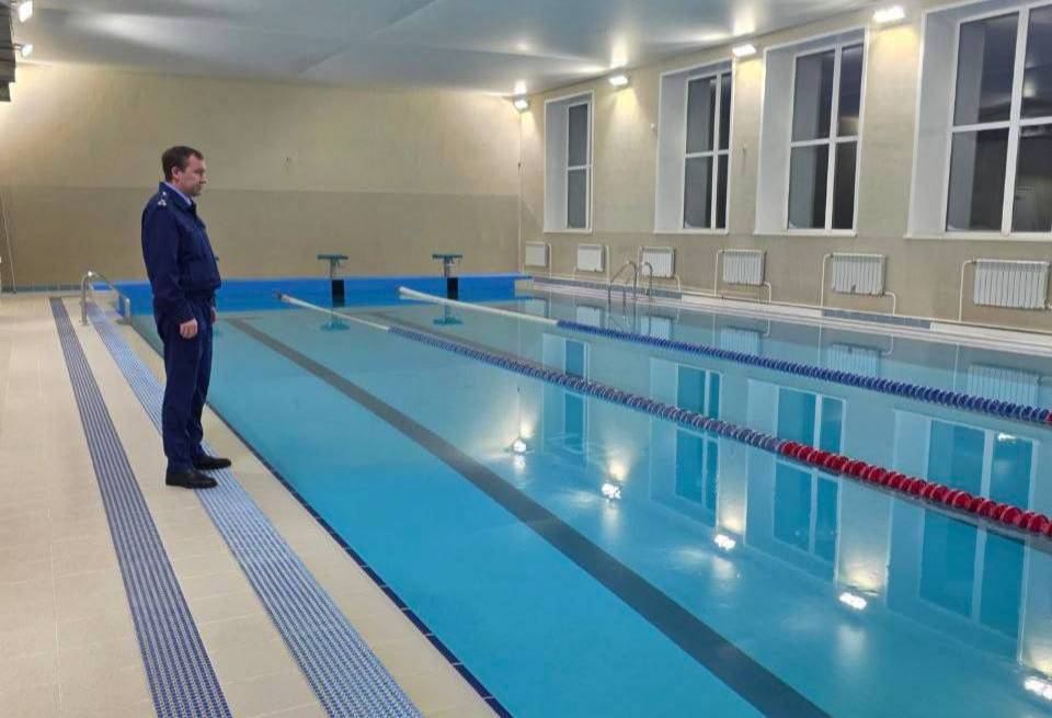 Прокуратура начала проверку после отравления детей хлором в якутском бассейне