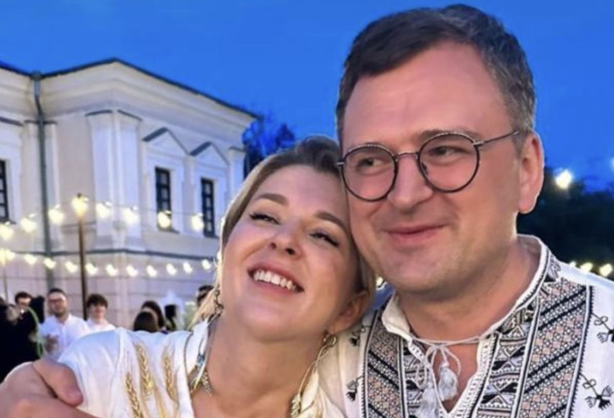 Секс-шоп спутницы Кулебы в Киеве использует в рекламе военную тему